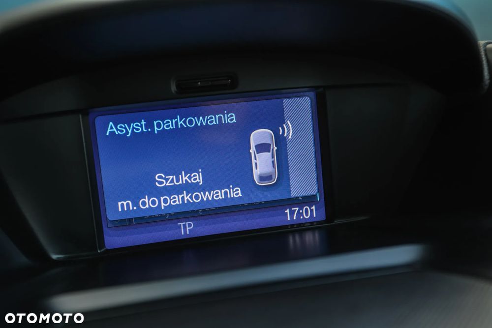 Ford Kuga 2.0 TDCi 4x4 Individual - 32