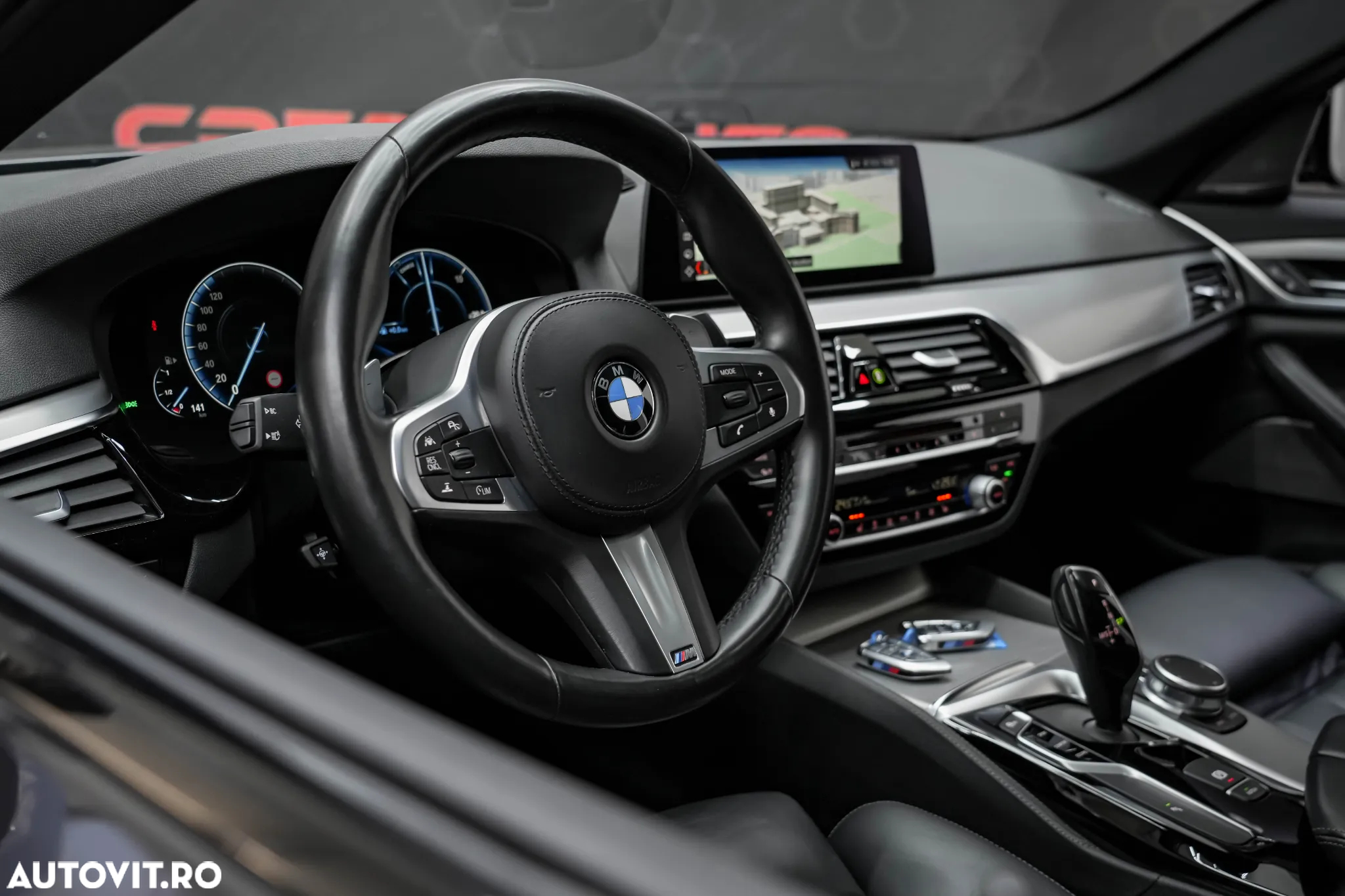 BMW Seria 5 520i AT - 6