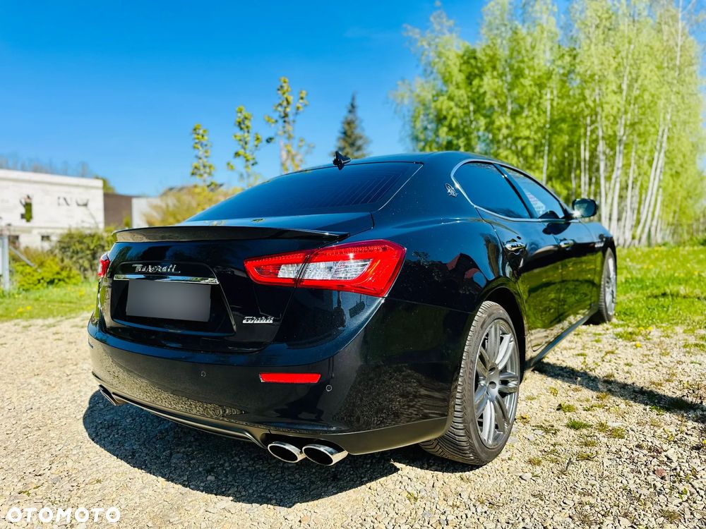 Maserati Ghibli GranSport - 8