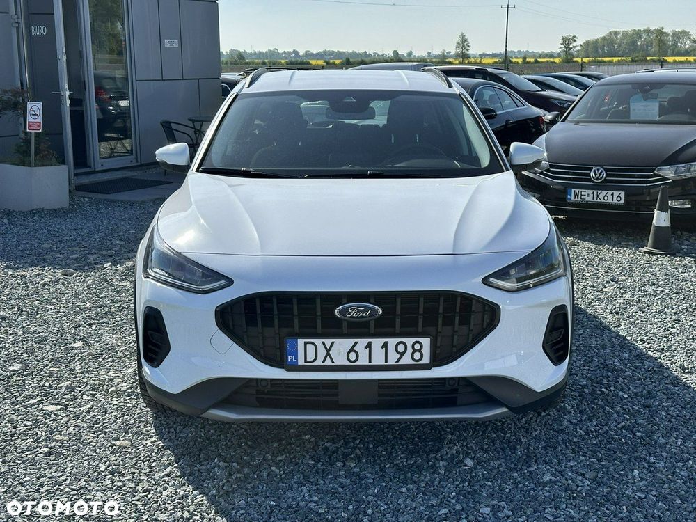 Ford Focus 1.0 EcoBoost Hybrid ACTIVE X - 2