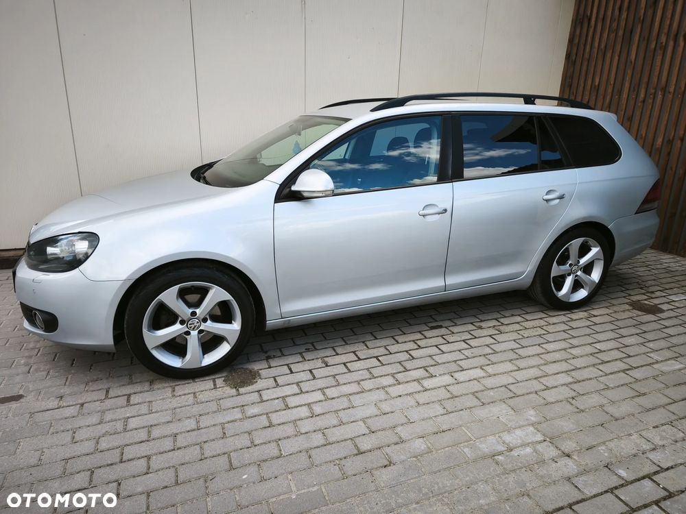 Volkswagen Golf 1.6 TDI Comfortline DSG - 2