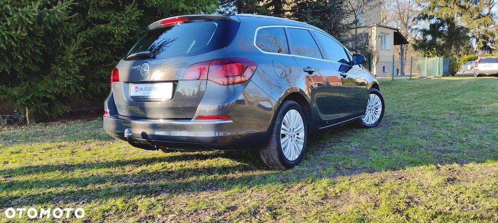 Opel Astra 1.4 Turbo ecoFLEX Start/Stop Exklusiv - 4