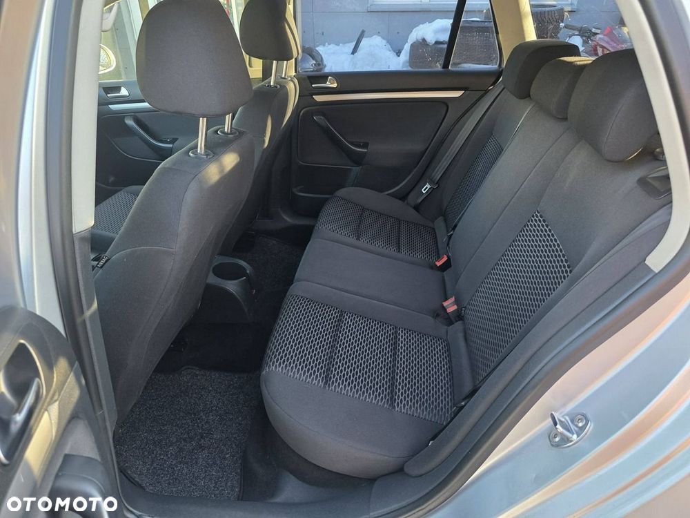 Volkswagen Golf 1.6 TDI DPF Comfortline - 22
