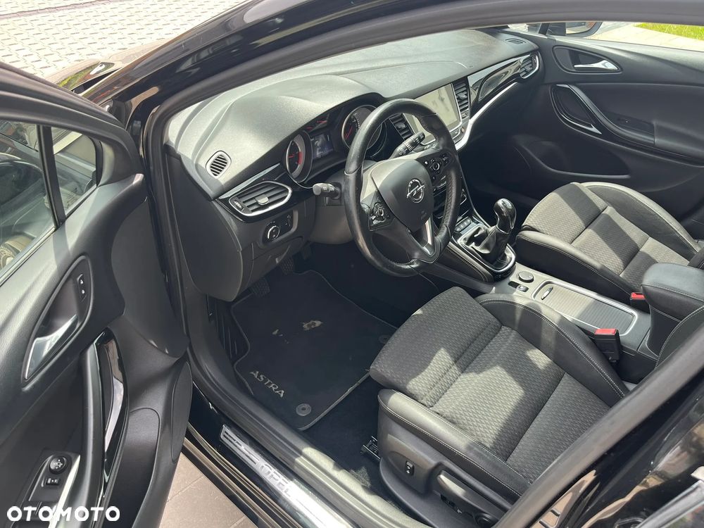 Opel Astra 1.6 D (CDTI) Start/Stop Innovation - 11