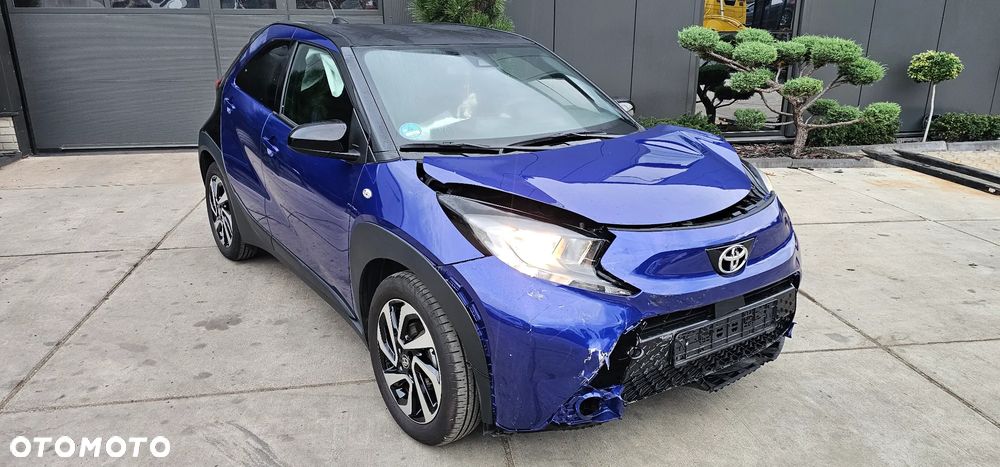 Toyota Aygo X Air Team D - 12