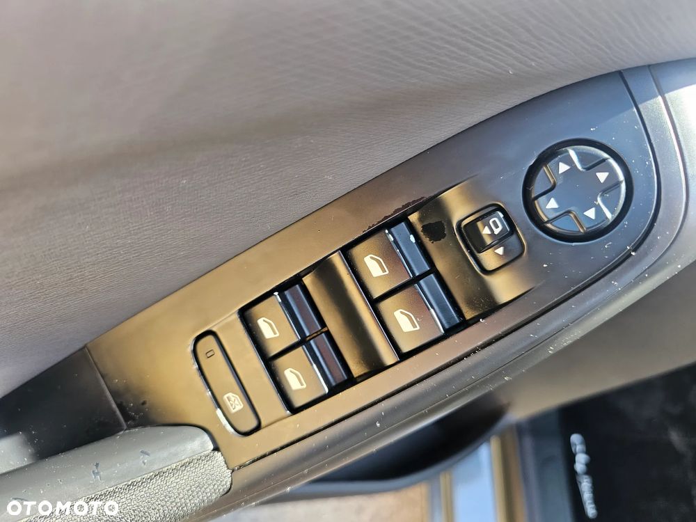 Citroën C4 Picasso 1.2 PureTech MoreLife - 30