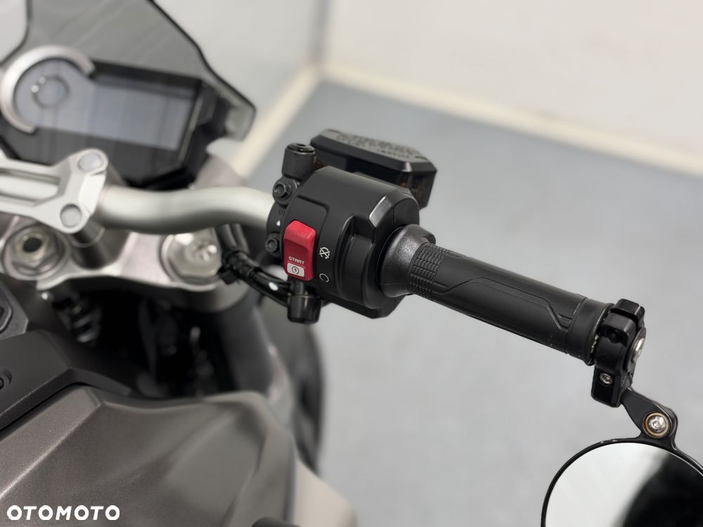 Honda CB - 20