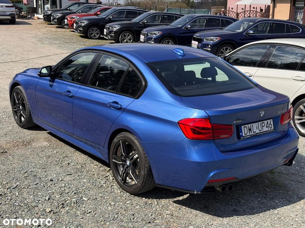 BMW Seria 3 328i xDrive Sport-Aut Sport Line - 17