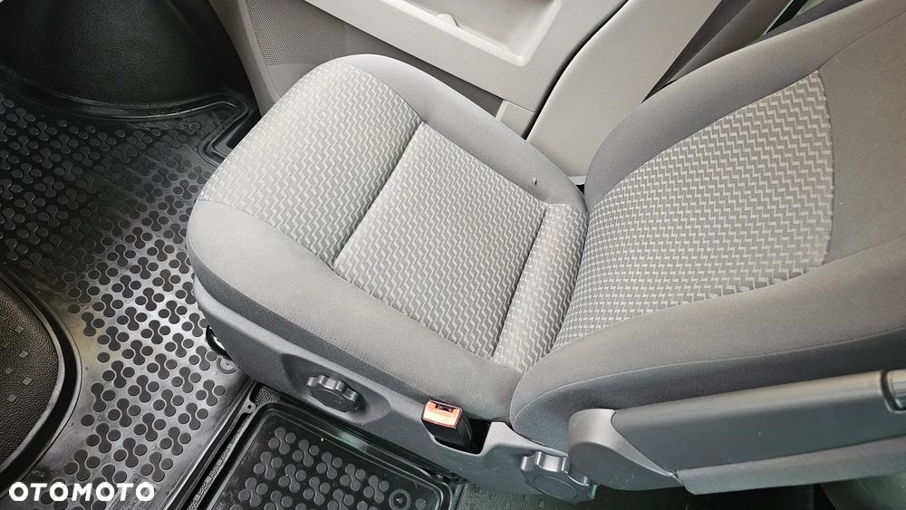 Volkswagen Transporter L1H1 Mixt - 36