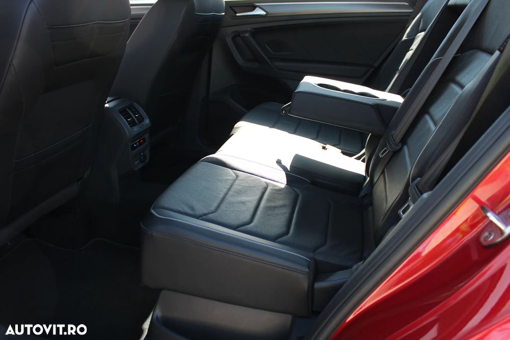 Volkswagen Tiguan - 12