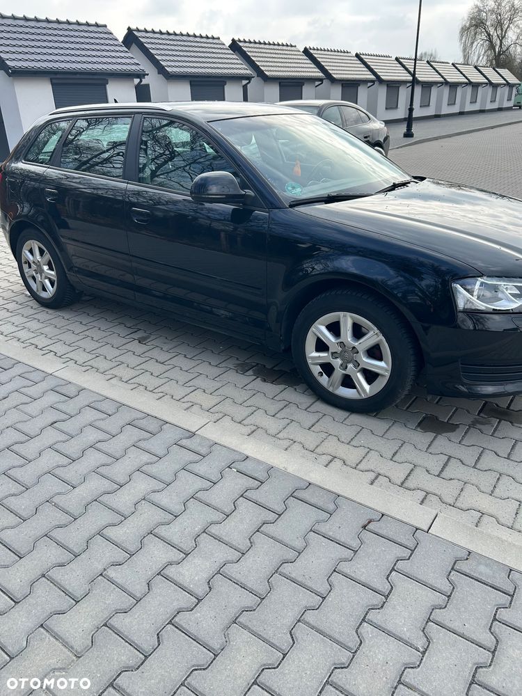 Audi A3 Sportback 1.4T FSI Ambiente - 2