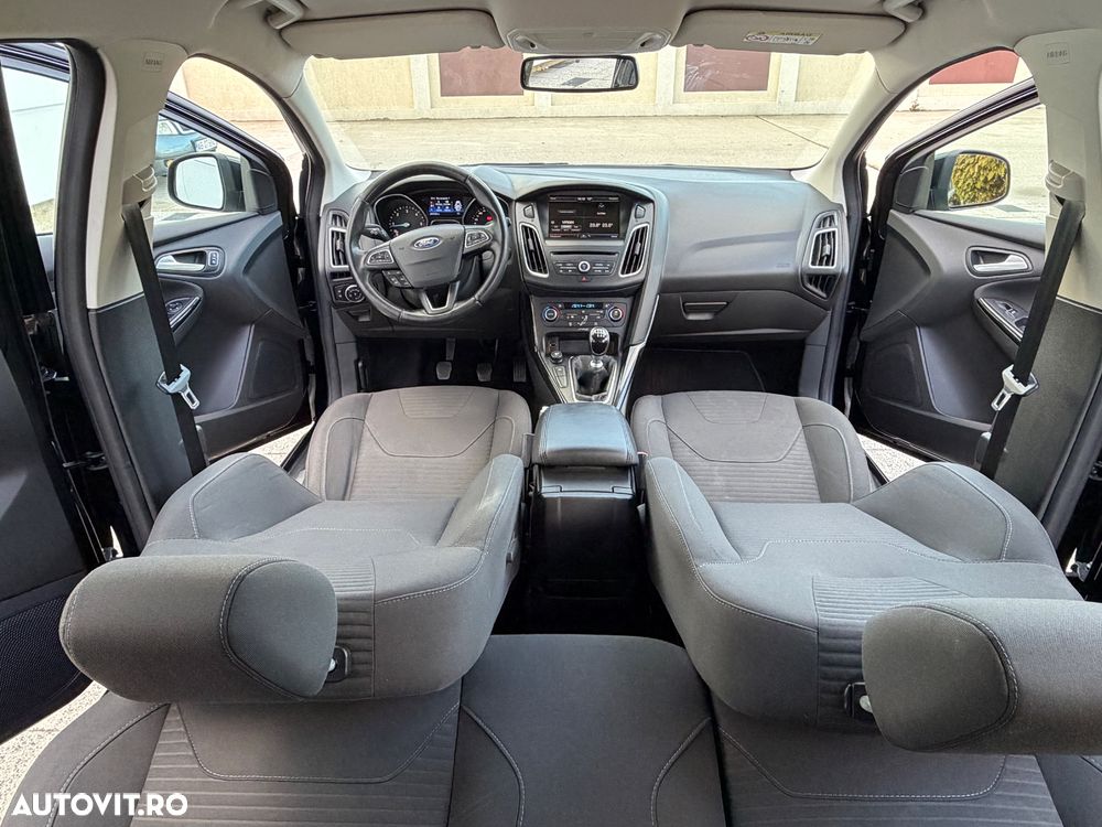Ford Focus 1.5 TDCi Titanium - 13