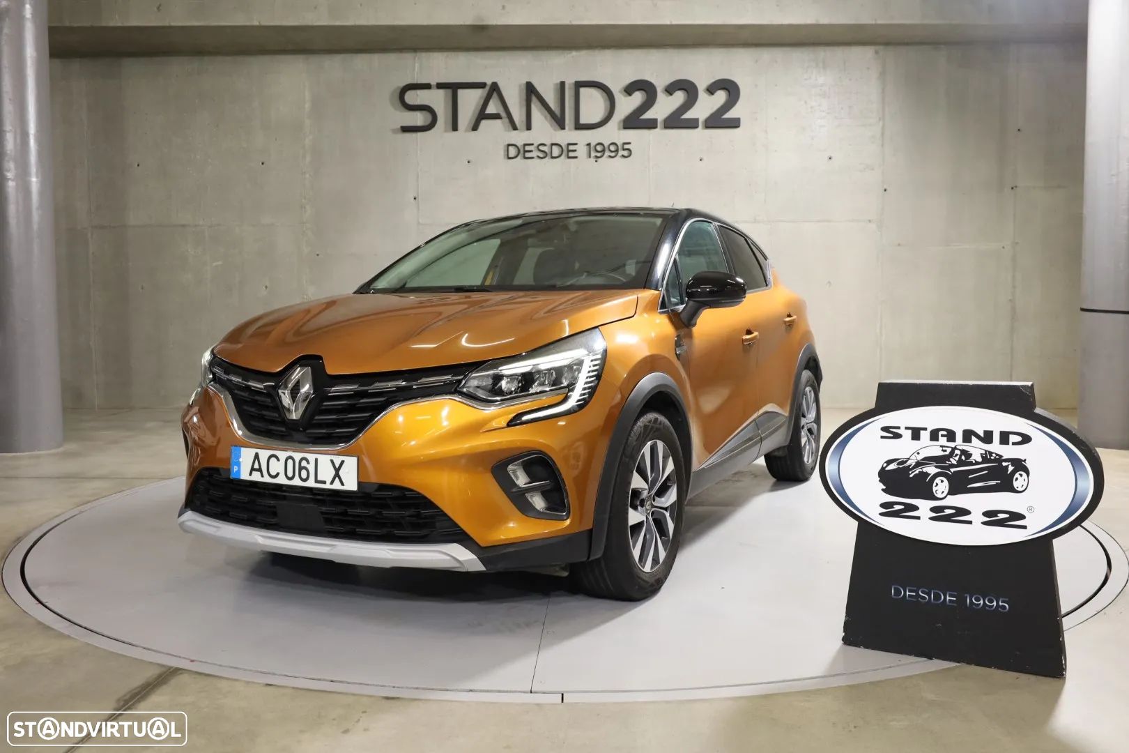 Renault Captur 1.0 TCe Exclusive - 1