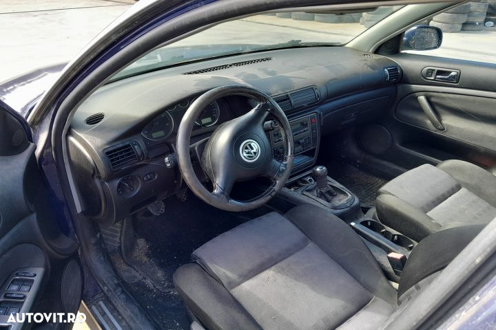 Dezmembrez Volkswagen VW Passat B5.5 [facelift] [2000 - 2005] Sedan A - 5