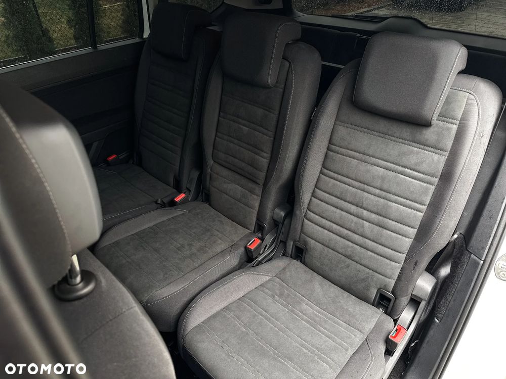 Volkswagen Touran 2.0 TDI BMT Comfortline Plus DSG - 10