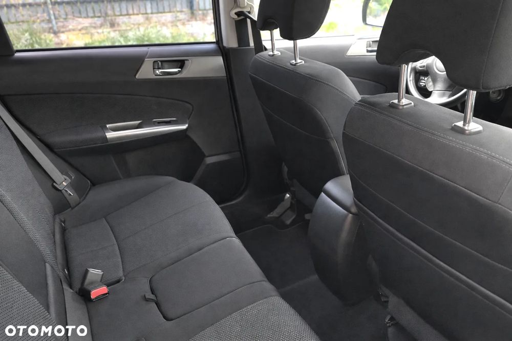 Subaru Forester 2.0D XC 000 Euro5 - 8