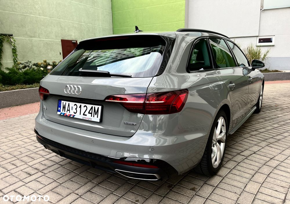 Audi A4 Avant 40 TDI quattro S tronic S line - 12