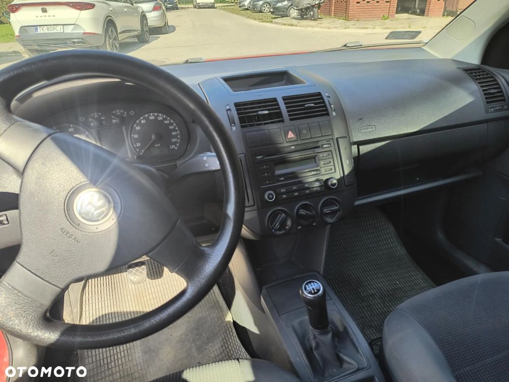 Volkswagen Polo - 13