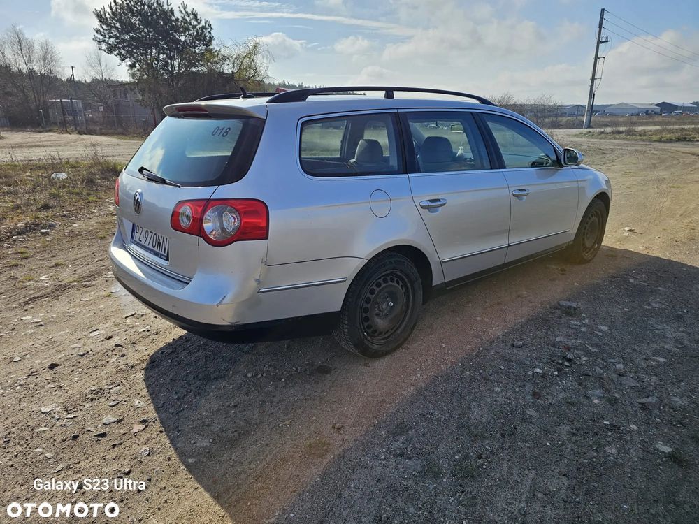 Volkswagen Passat 1.9 TDI Comfortline - 5