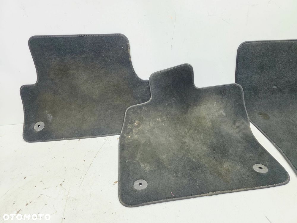DYWAN DYWANIKI MATERIAŁ WELUR AUDI A3 8V 8V1864435 8V1864436 QA5 - 3