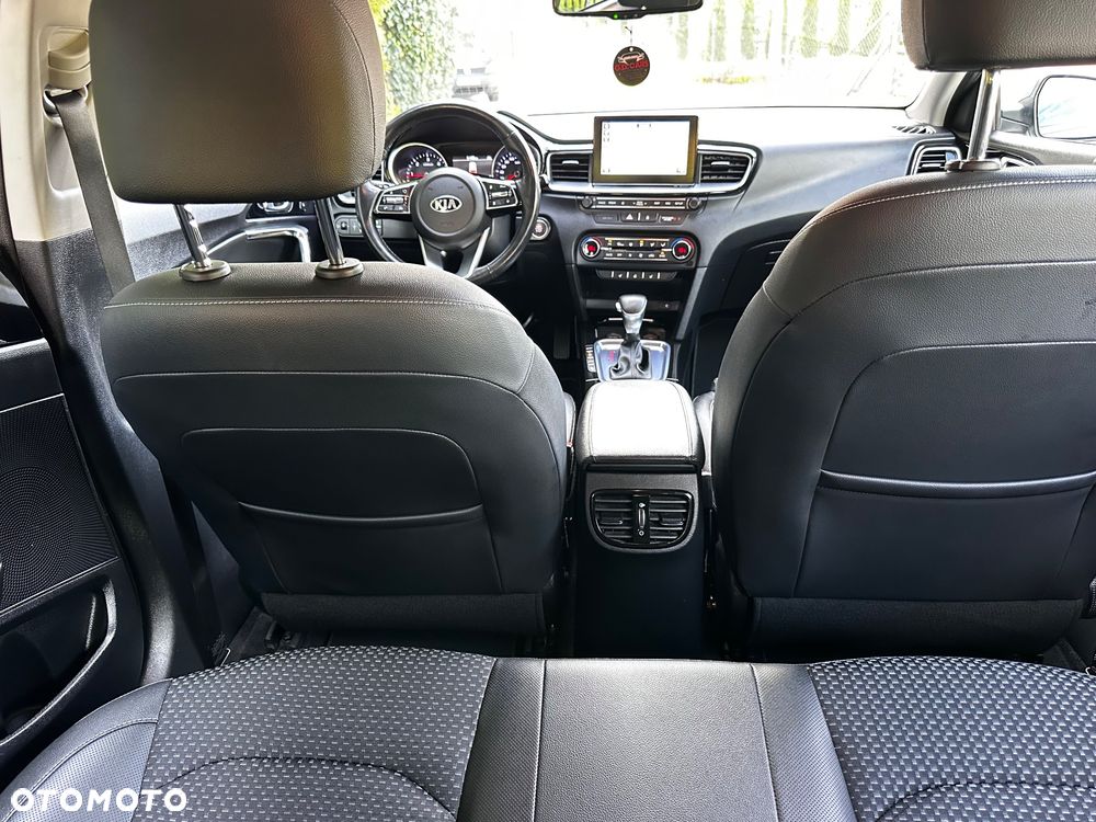 Kia Ceed 1.6 CRDi DCT Platinum Edition - 32