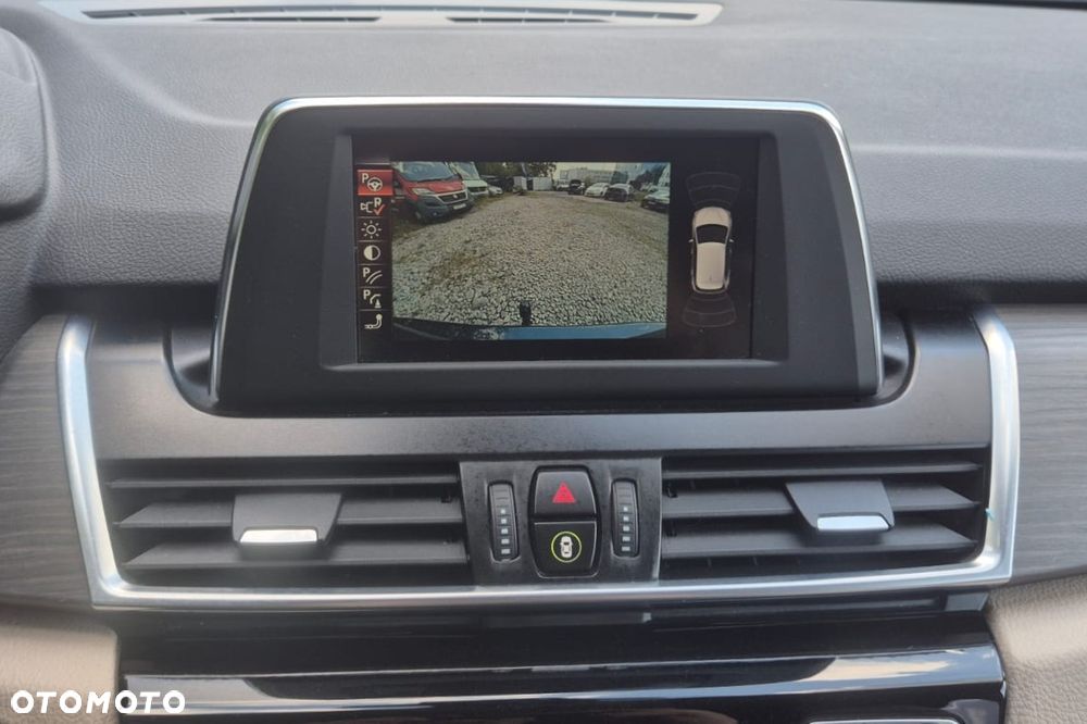 BMW Seria 2 218i GT Luxury Line - 17