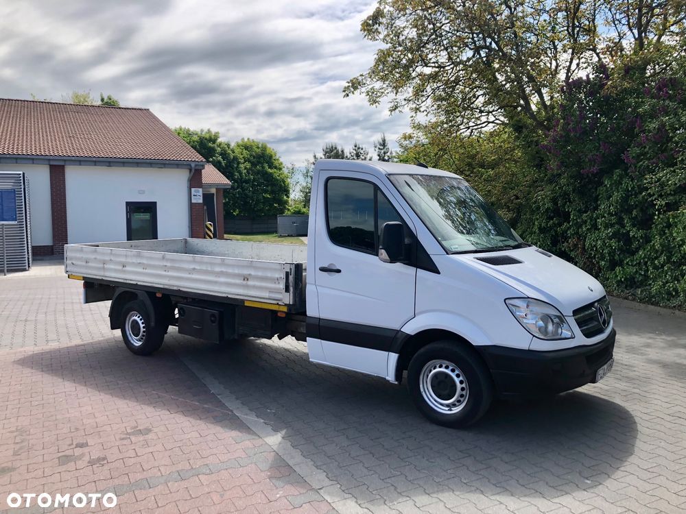 Mercedes-Benz Sprinter - 4
