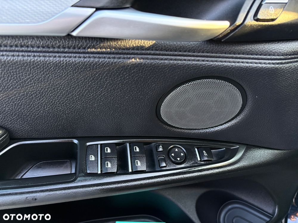 BMW X5 xDrive30d - 14