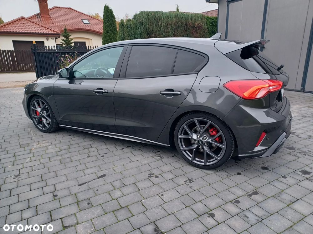 Ford Focus 2.3 EcoBoost S&S ST Edition - 4