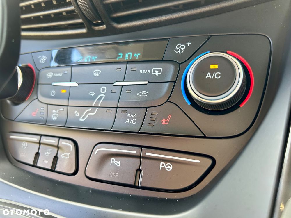 Ford C-MAX - 27