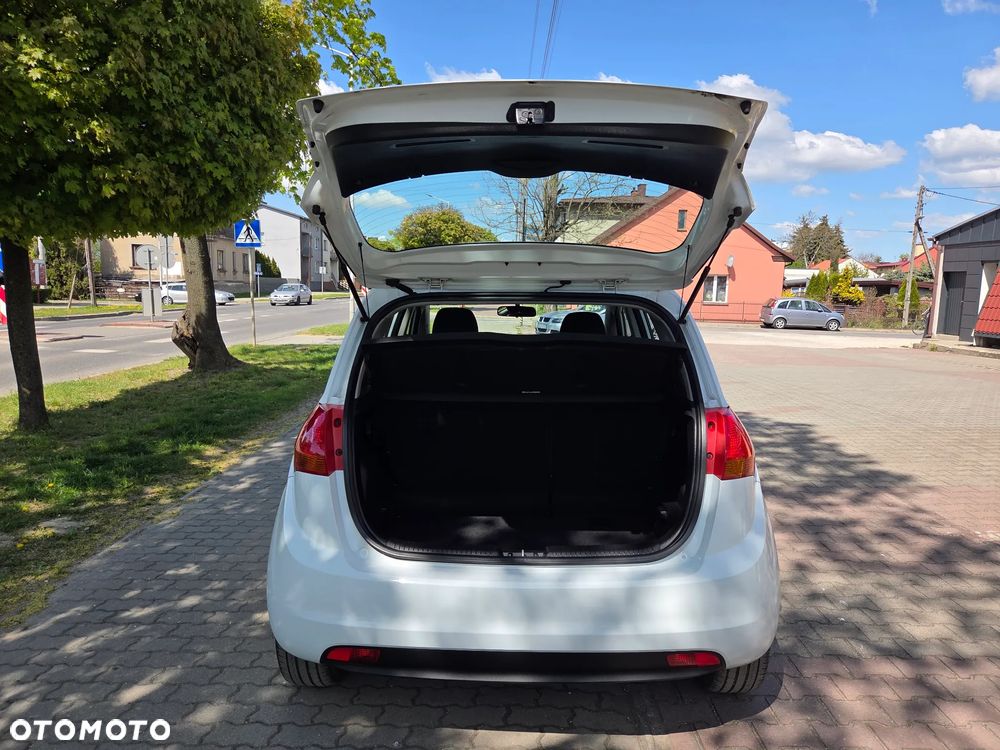Kia Venga 1.4 CRDi 90 Vision - 23