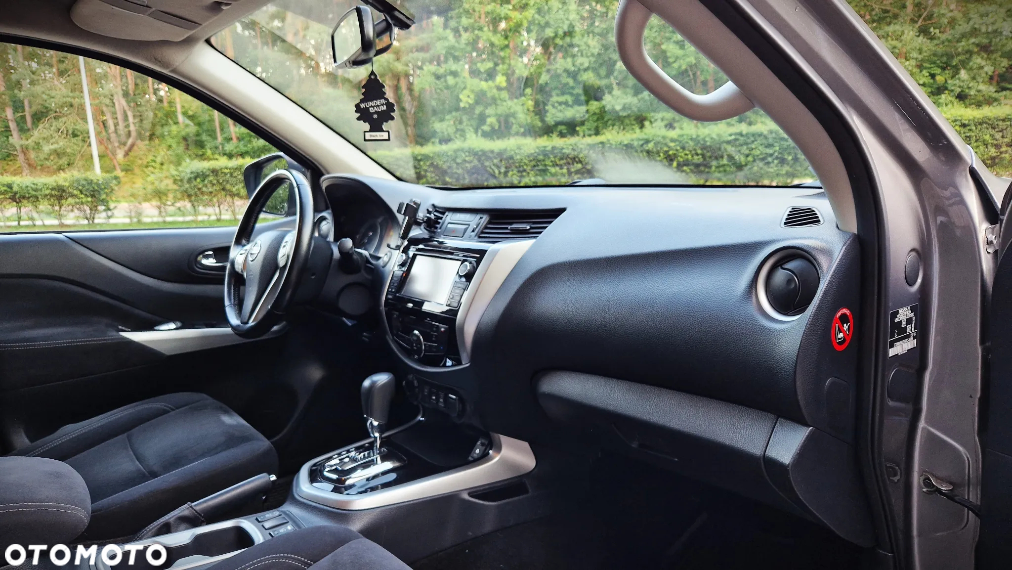 Nissan Navara - 32