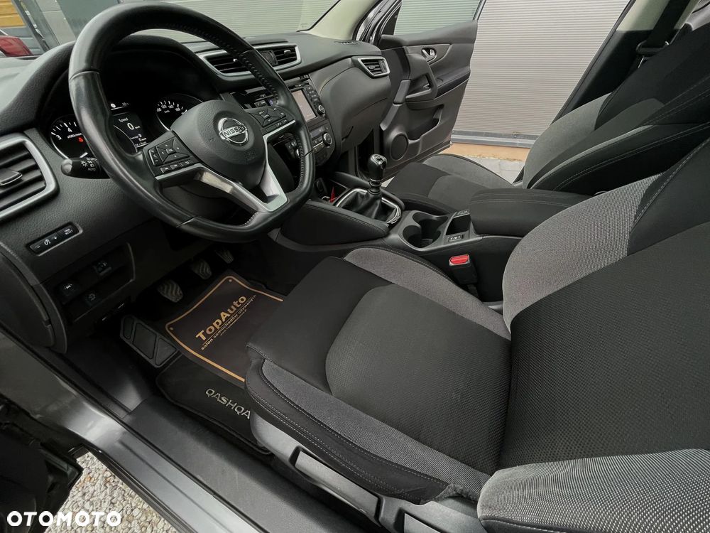 Nissan Qashqai 1.6 DIG-T N-Connecta - 17