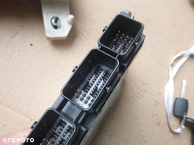 ZESTAW STARTOWY KOMPUTER STACYJKA IMMOBILIZER FORD FOCUS MK2 1.6 TDCI - 12