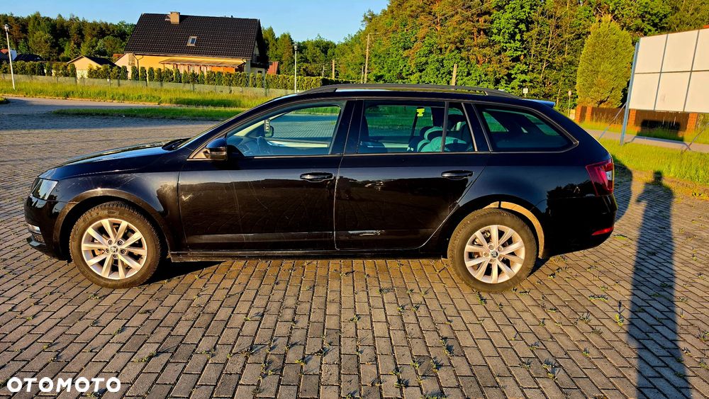 Skoda Octavia 1.6 TDI Ambition DSG - 6