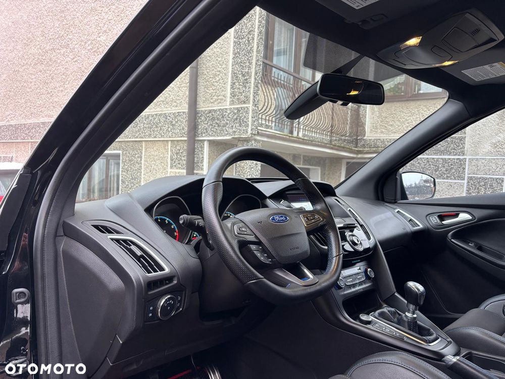 Ford Focus 2.3 EcoBoost S&S Allrad RS Blue & Black - 5
