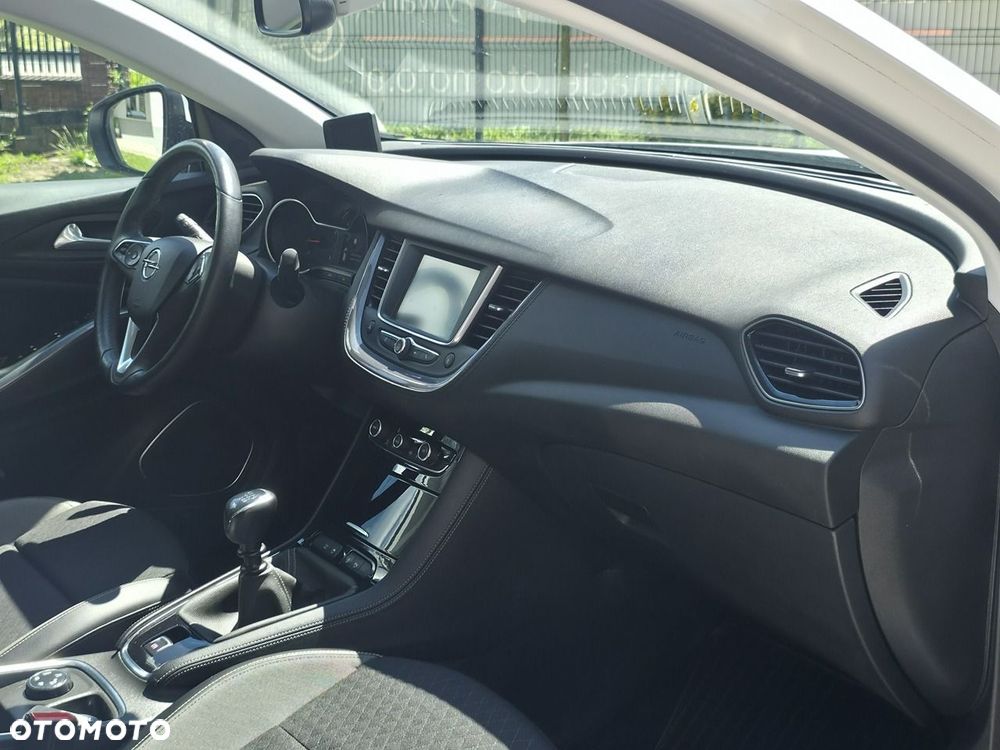 Opel Grandland X - 13