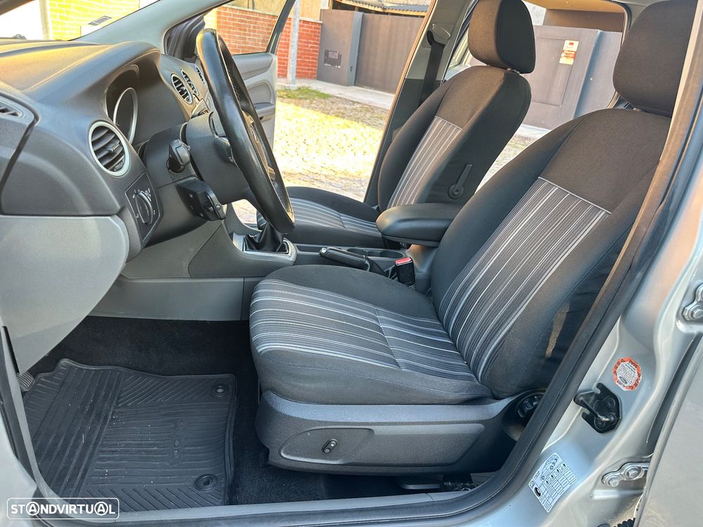 Ford Focus 1.6 TDCi Trend - 9