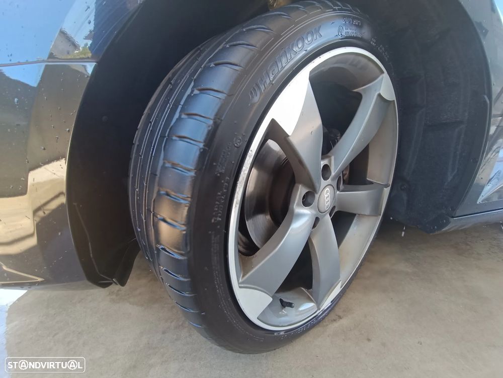 Audi A4 2.0 TDI S-line - 14