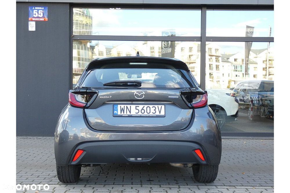 Mazda 2 Hybrid - 9