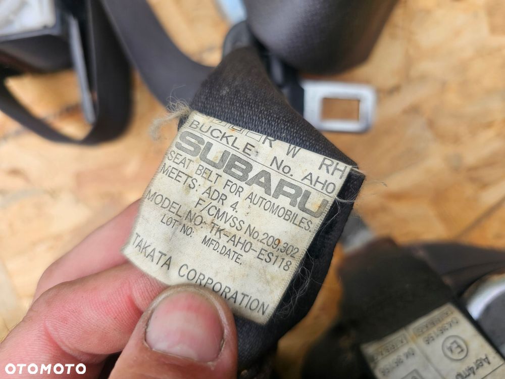 pas bezpieczeństwa lewy prawy tył komplet tk-ah0-es118 subaru impreza gh - 2