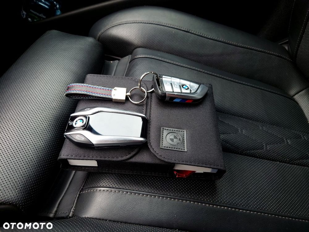 BMW X5 xDrive40d - 24