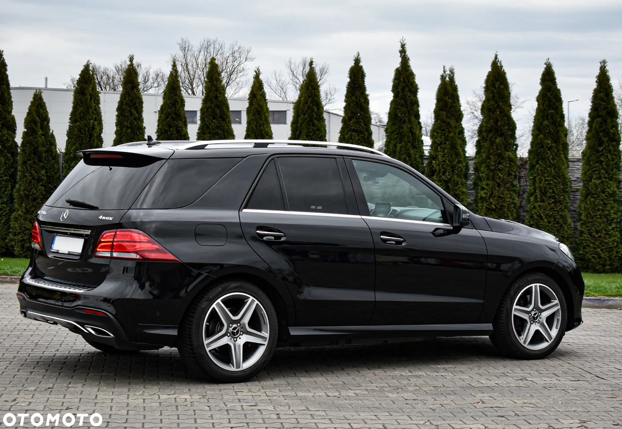 Mercedes-Benz GLE 350 d Coupe 4Matic 9G-TRONIC AMG Line - 23