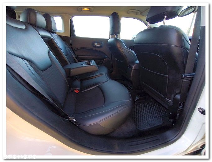 Jeep Compass 1.4 MultiAir Business Line - 26