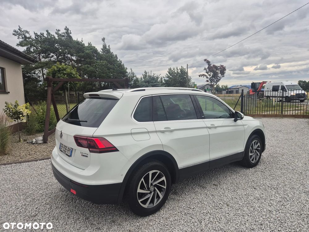 Volkswagen Tiguan 2.0 TDI SCR 4MOTION (BlueMotion Techn.) DSG Sound - 32