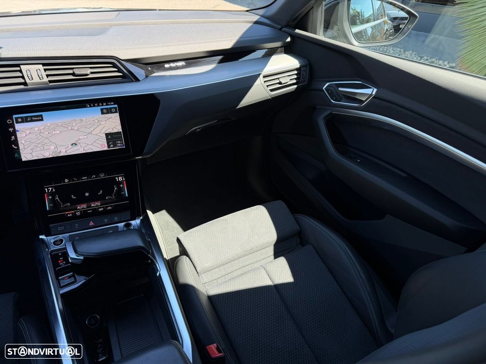 Audi e-tron 55 quattro S line - 25