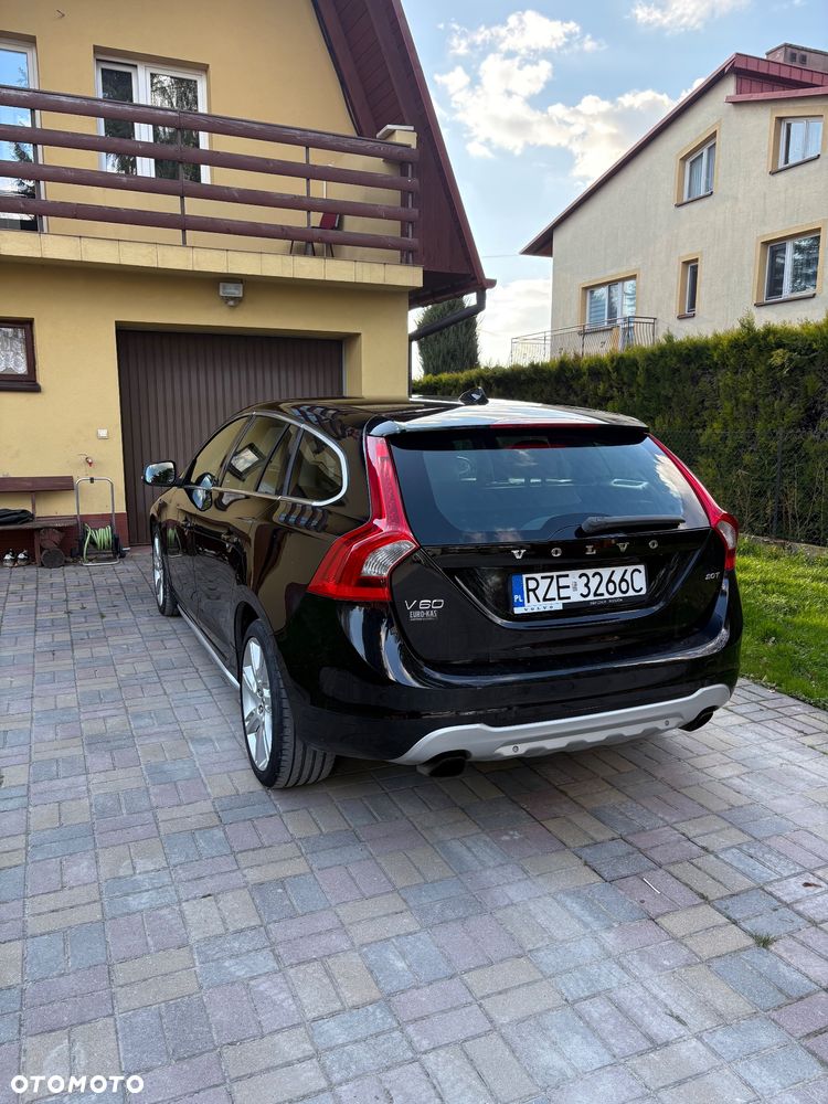 Volvo V60 2.0T - 8