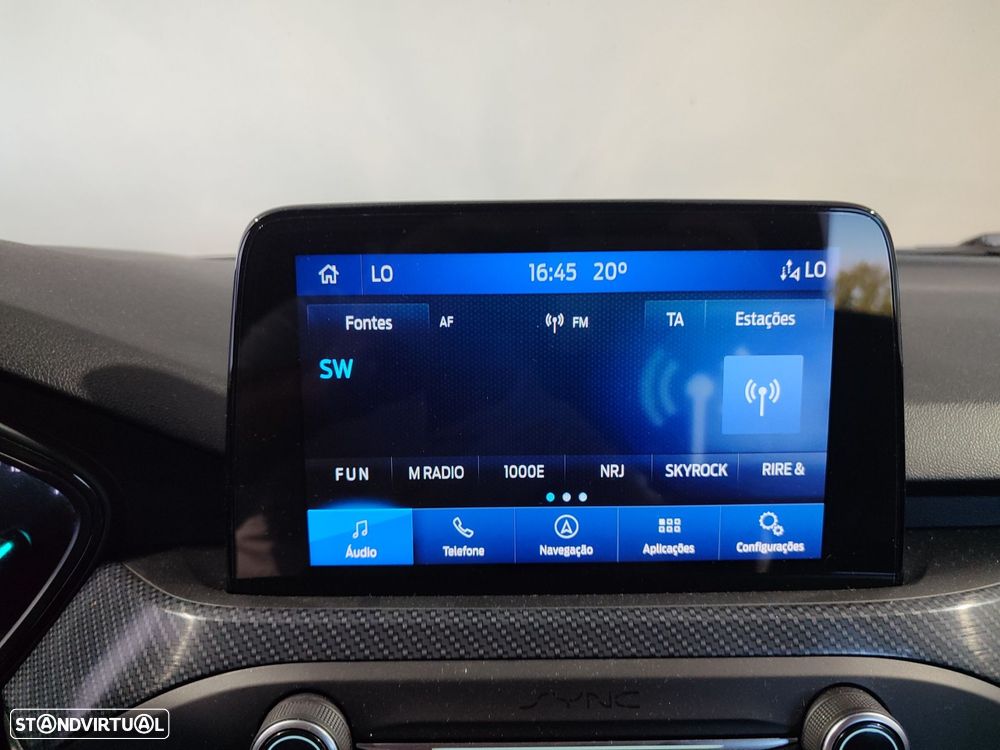 Ford Focus 1.0 EcoBoost ST-Line - 24