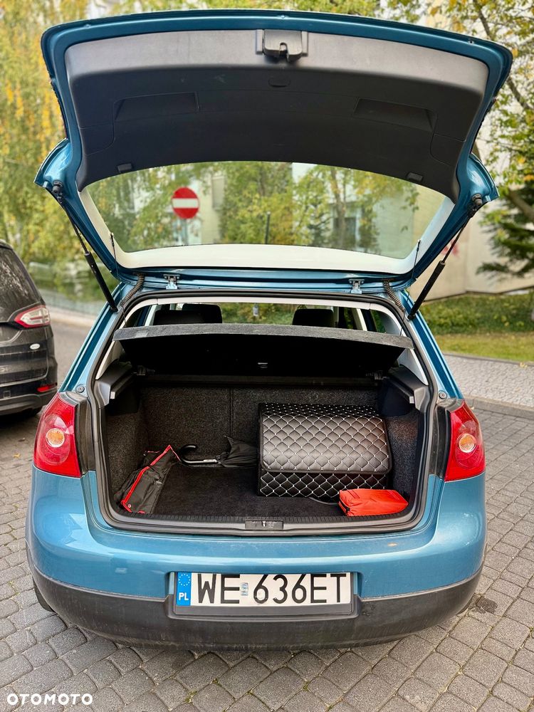 Volkswagen Golf 1.6 Comfortline - 17