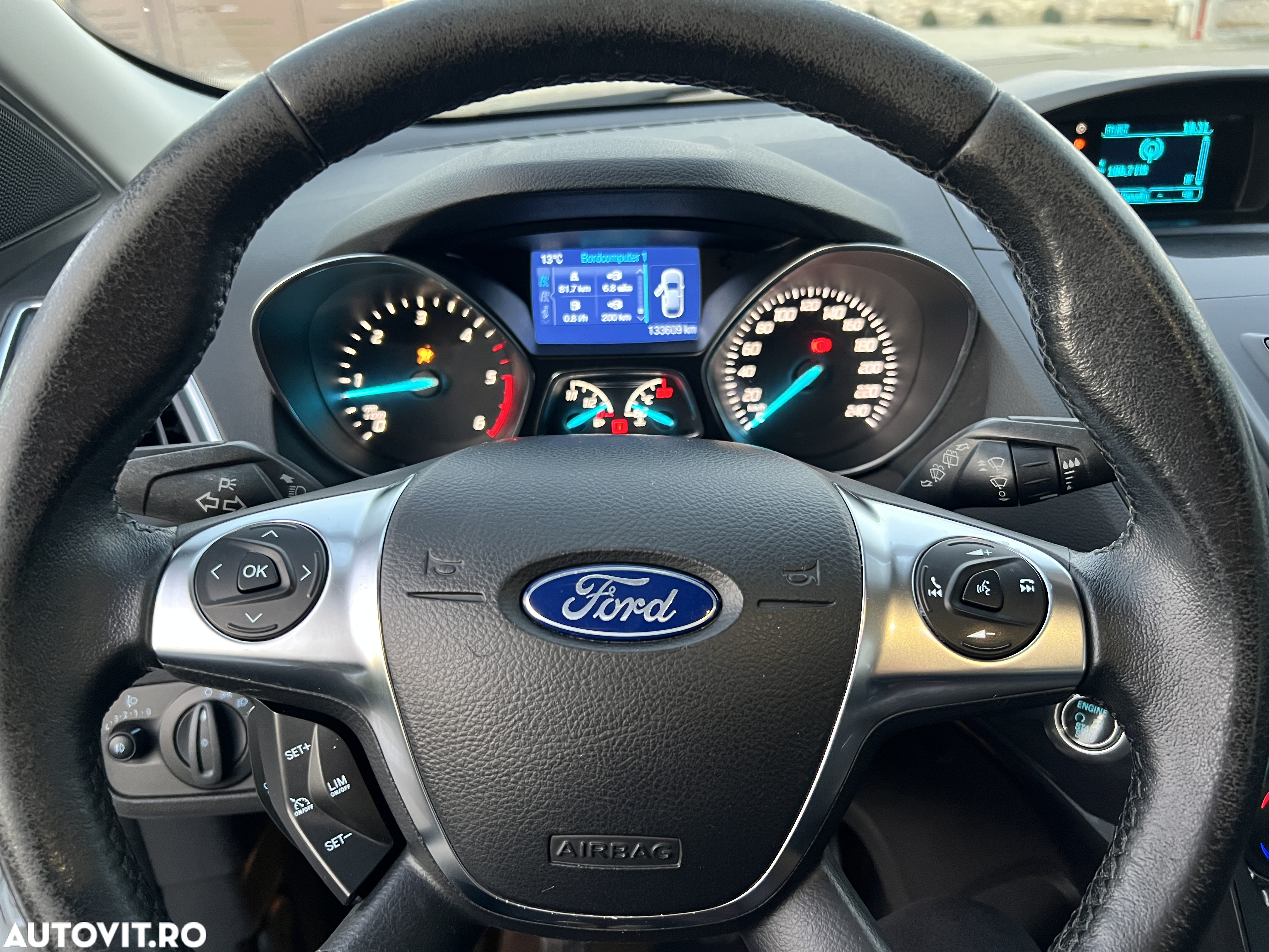 Ford Kuga 2.0 TDCi 4x4 Titanium - 8
